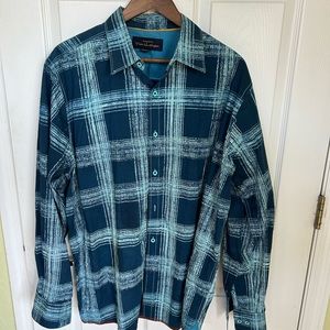 Pete Huntington Bali Handcrafted long sleeve button down shirt. Men’s Size XL